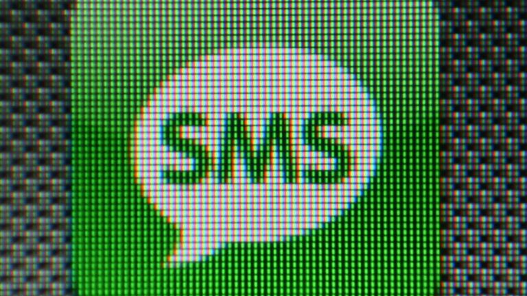 La lenta extinción de los SMS.