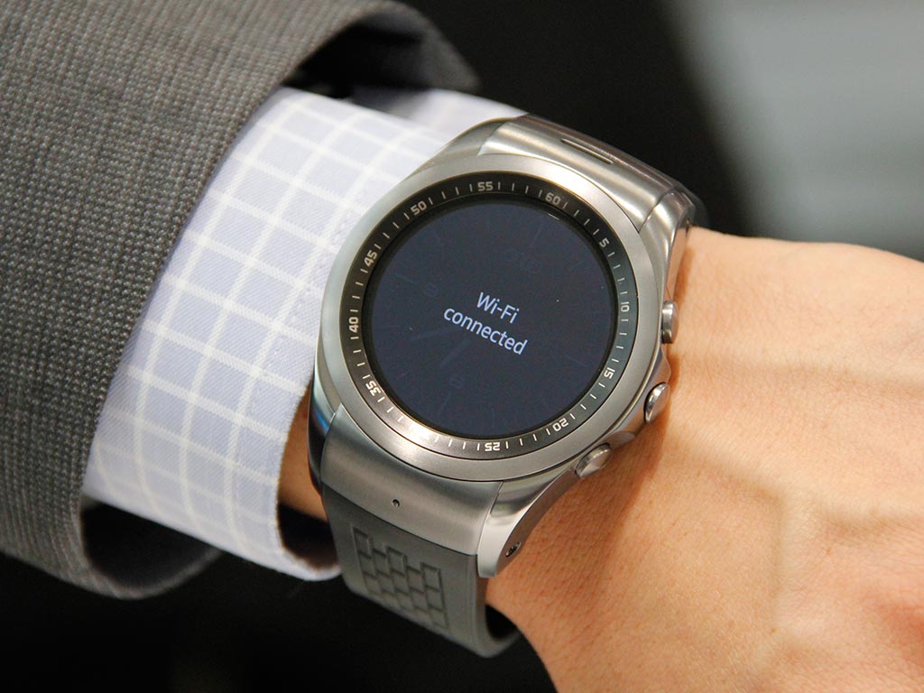 LG lanzaría su primer smartwatch con WebOS en el 2016