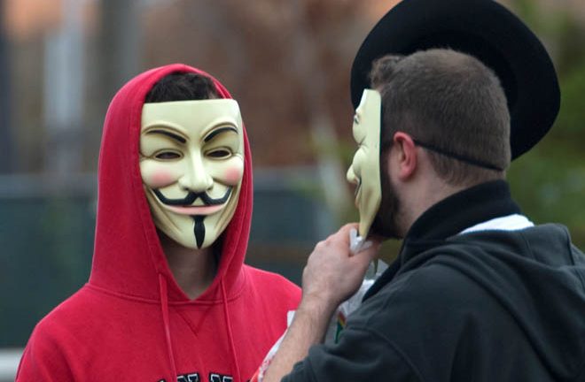 Miembros de Anonymous
