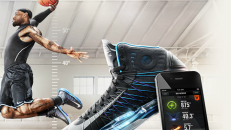 Estos los tenis Hyperdunk, especiales para jugar basketball y que funcionarán con Nike+ y Sport Pack