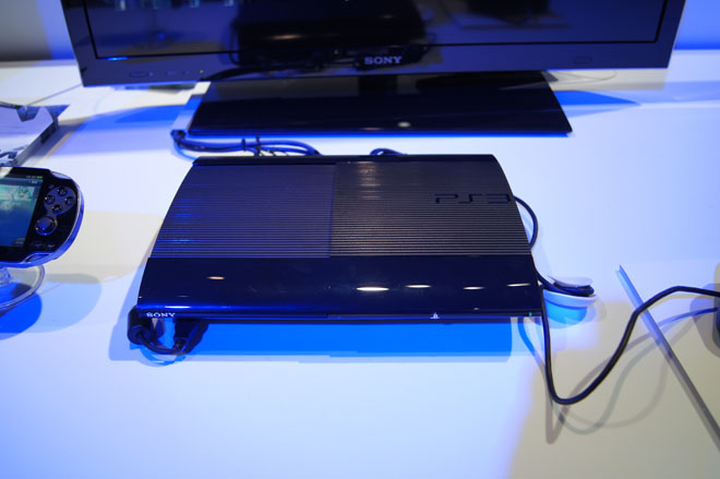 Platillo Refinar oleada Primeras impresiones del nuevo PlayStation 3 Super Slim • ENTER.CO