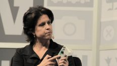 Julie Uhram, de Ouya