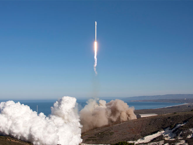 Así fue el lanzamiento del Falcon 9, la nave reutilizable de SpaceX ...