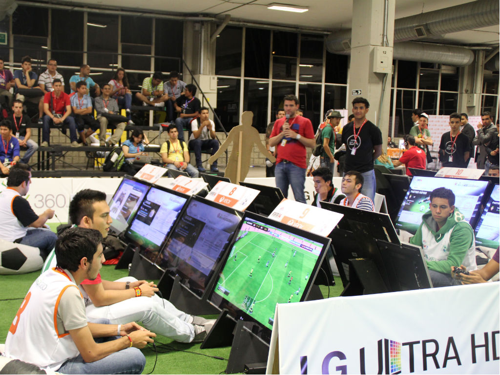 Fifa 14 se tomó la Arena en la tercera noche de CPCO6. Foto: ENTER.CO.