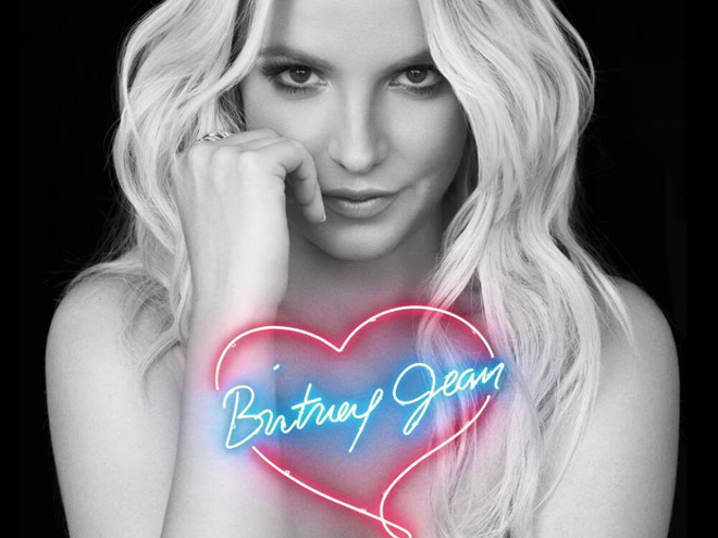 Britney regresa con nuevo álbum. 