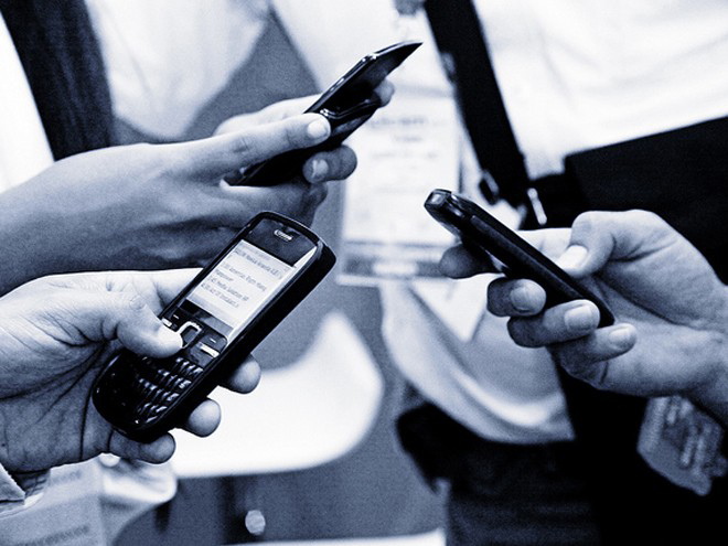 La crítica situación de los celulares falsificados. Foto: MinTic (vía Flickr)