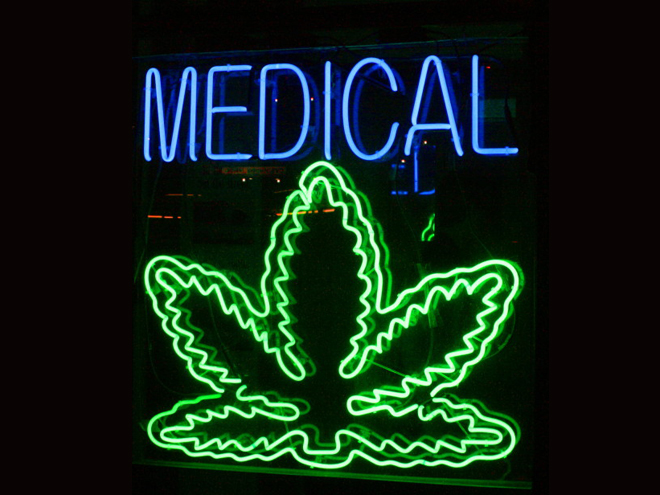 Un anuncio publicitario para promover la marihuana medicinal