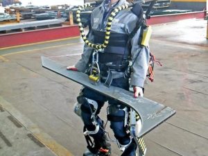 Así luce el traje mecánico.