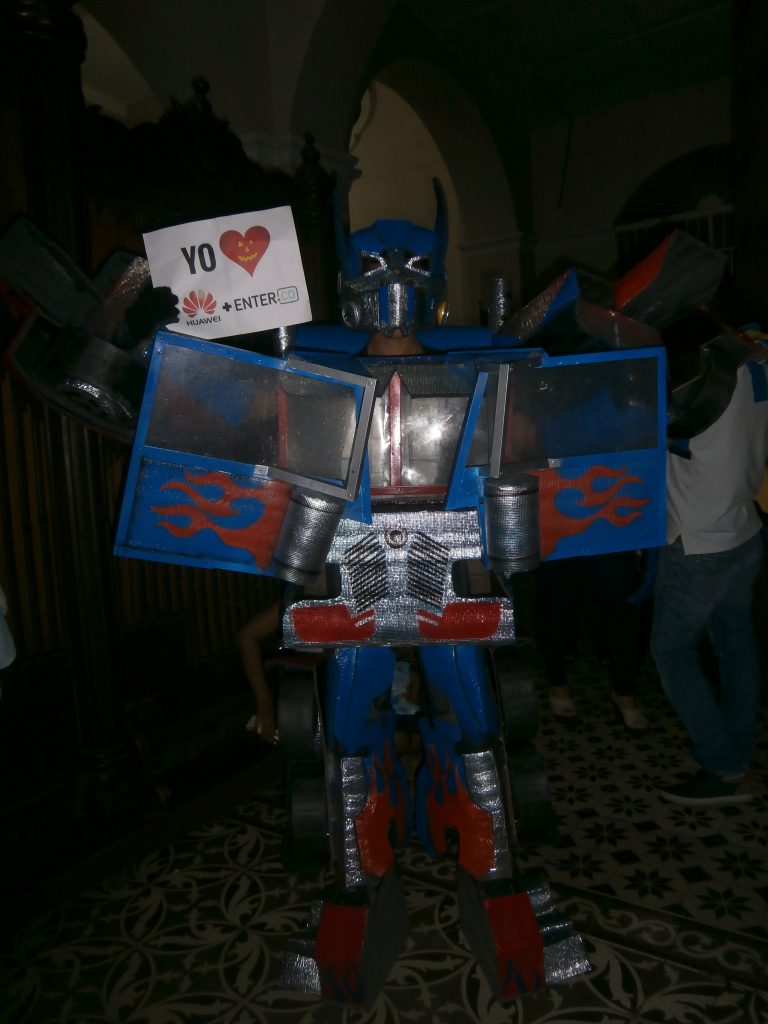 Este es el disfraz de Optimus Prime.