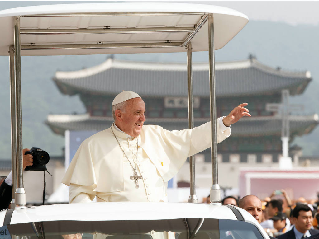 Papa Francisco en línea. 