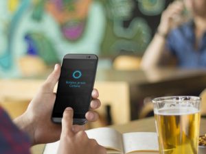 Será posible lanzar Cortana para Android con el botón de home. 