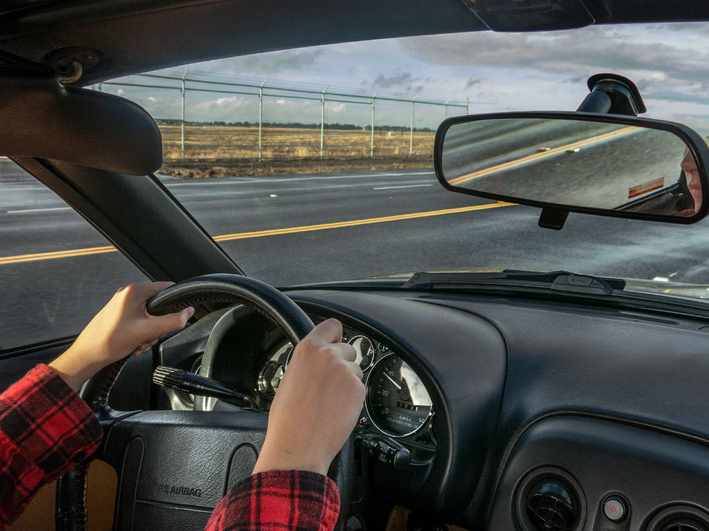 Microsoft usaría el parabrisas del carro para proyectar a Cortana •