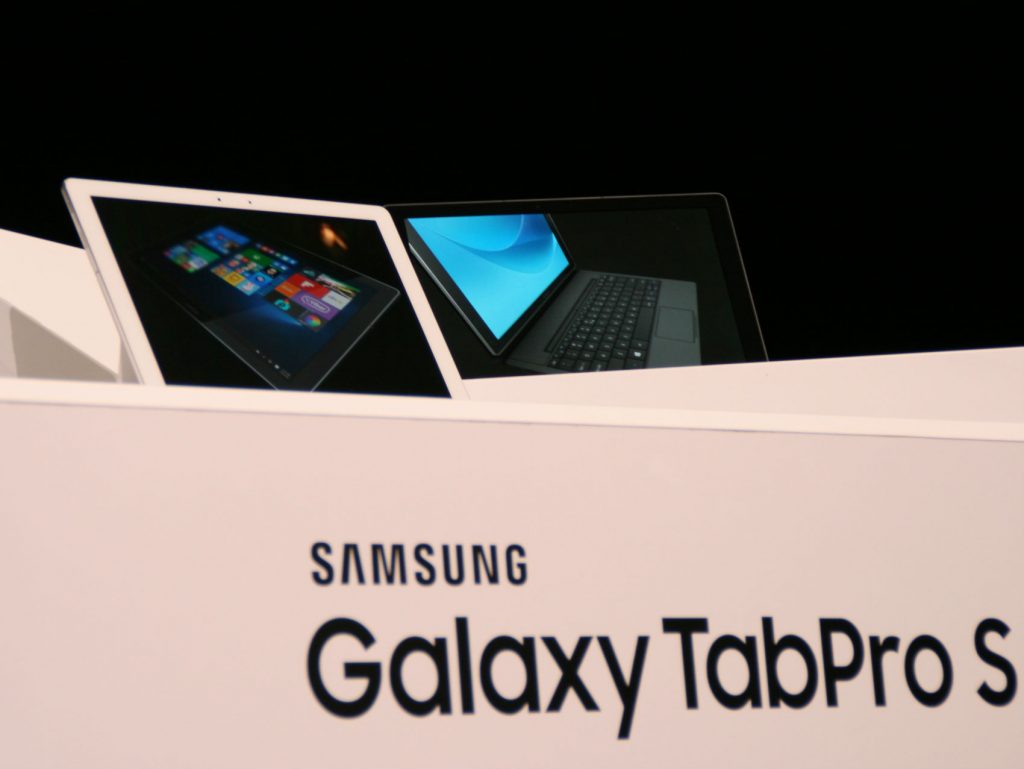 Samsung anunció una nueva tableta 2 en 1 con Windows 10. 