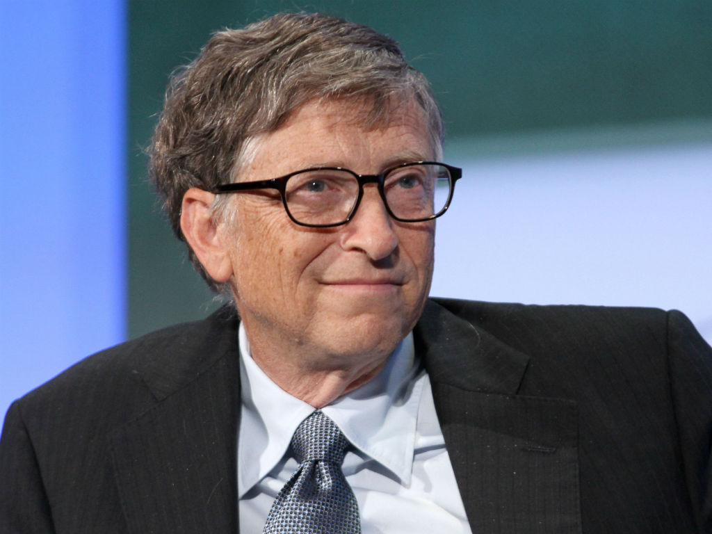 Bill Gates no cree que si se desbloquea el iPhone se ponga en riesgo la privacidad de los usuarios Apple. 