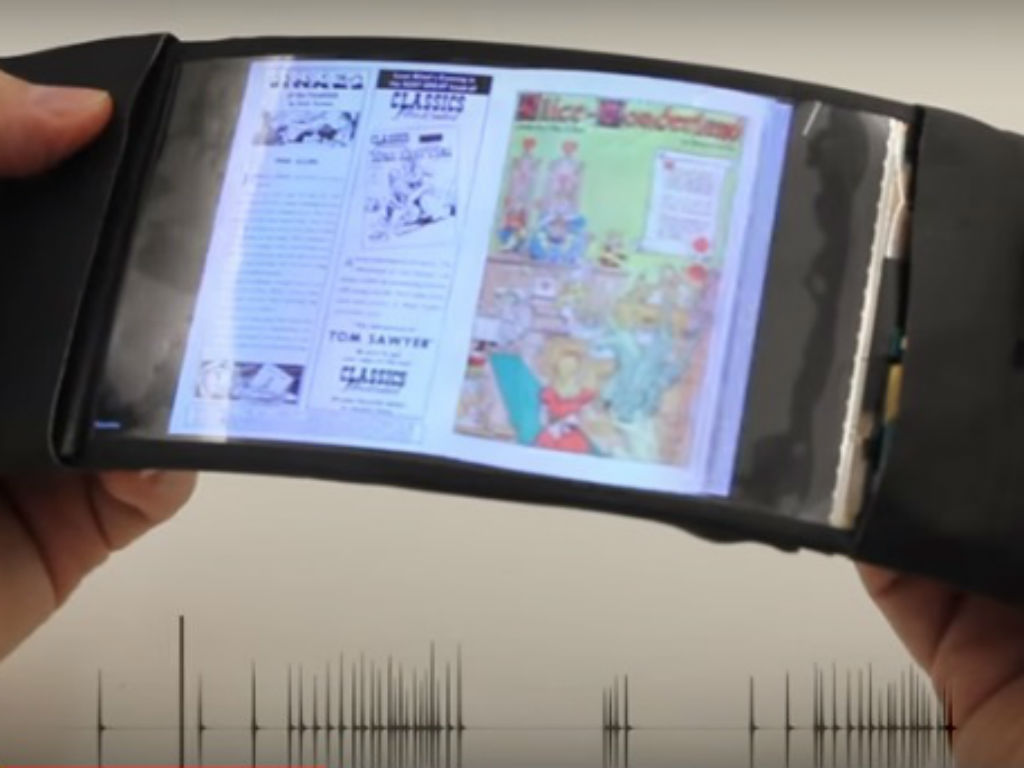 Este es el primer prototipo de smartphone totalmente funcional que es flexible. 