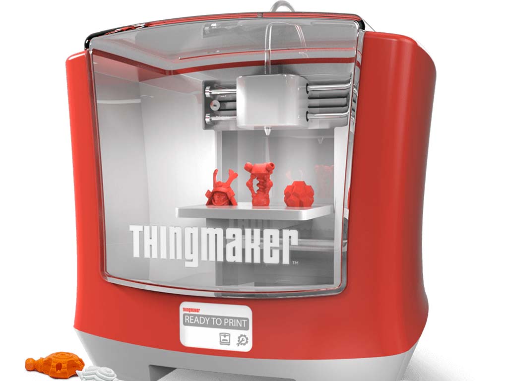 La ThingMkaer 3D puede imprimir en plásticos fexibles.