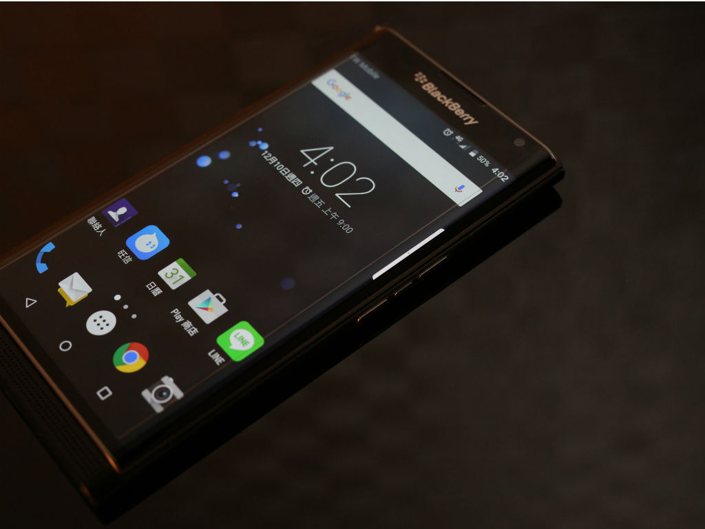 El BlackBerry Priv, con Android, lleva varios meses y sus ventas parecen no despegar. 