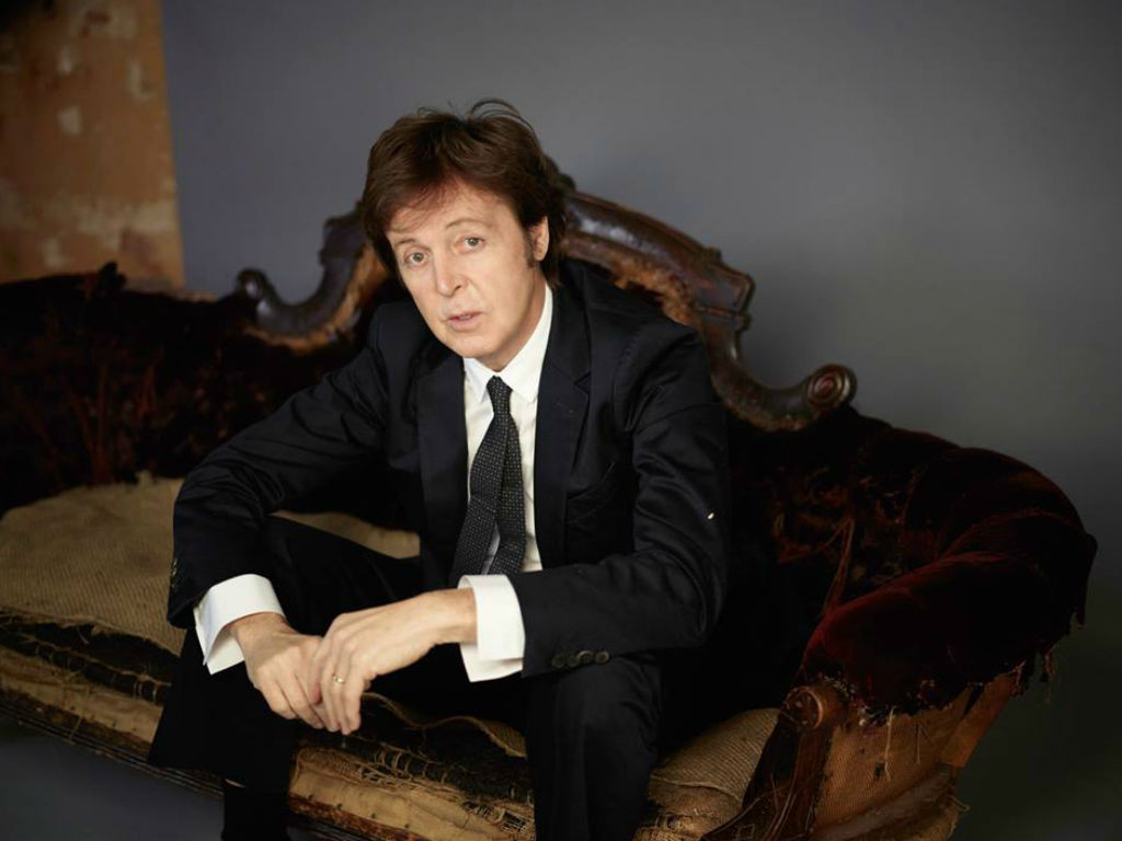 Paul McCartney se mete de lleno con la realidad virtual. 