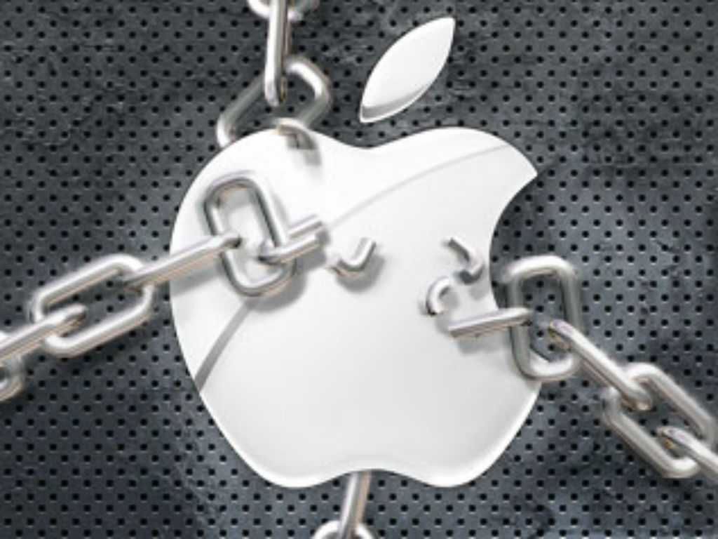 Apple ha tenido que enfrentarse a las autoridades de Estados Unidos por negarse a romper sus esquemas de cifrado. 