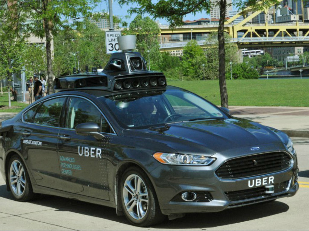 Uber inicia pruebas de vehículos autónomos. 