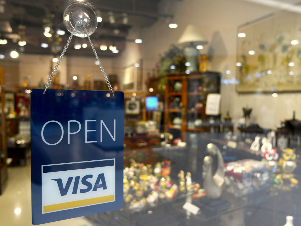 Visa ya tiene otras instalaciones en el área.