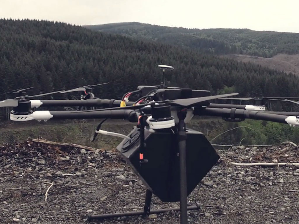 Los drones aceleran el proceso, y lo hacen más económico y menos riesgoso. 