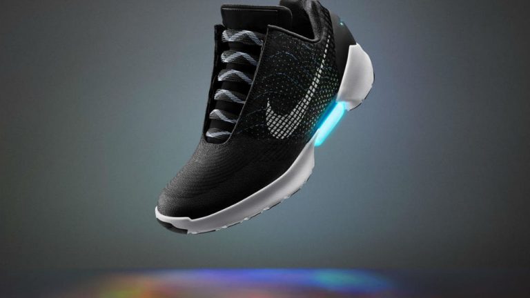 Zapatillas de 'Volver al Futuro', el de noviembre • ENTER.CO