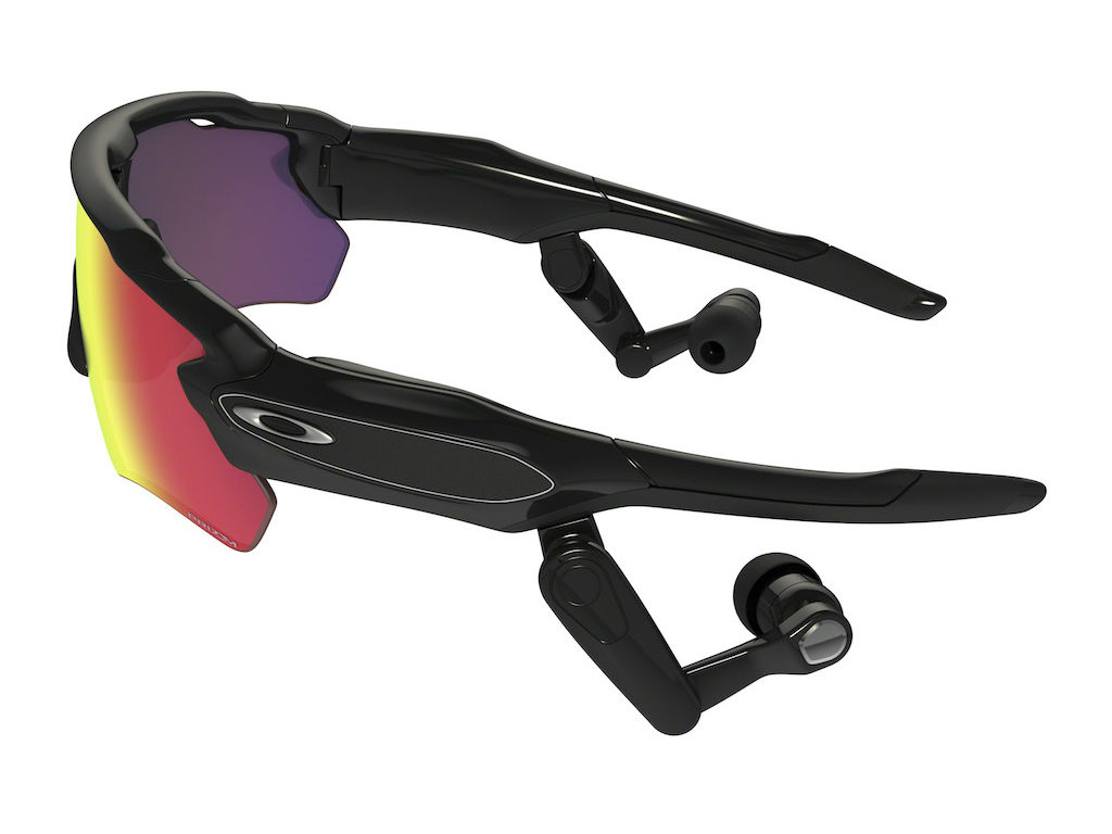 Ya están disponibles los lentes inteligentes de Oakley.