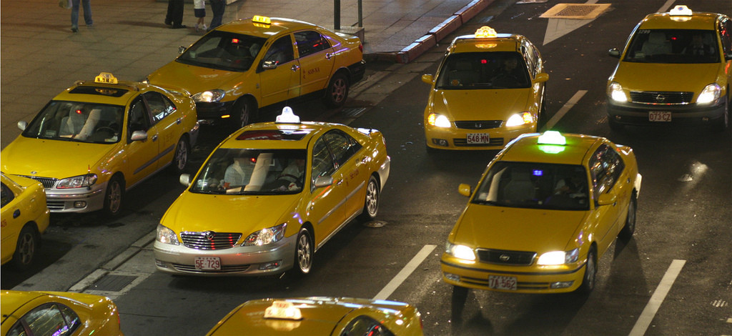 Una nueva alternativa para taxistas y usuarios pensando en mejorar la atención al cliente.