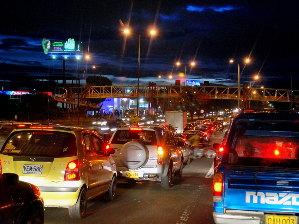 En Bogotá utilizamos Google Maps para huir de los trancones. 