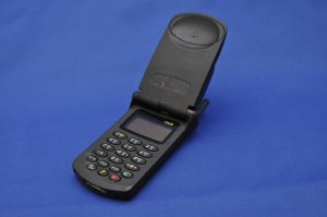 El StarTAC, uno de los celulares más vendidos en la historia, data de 1996. 