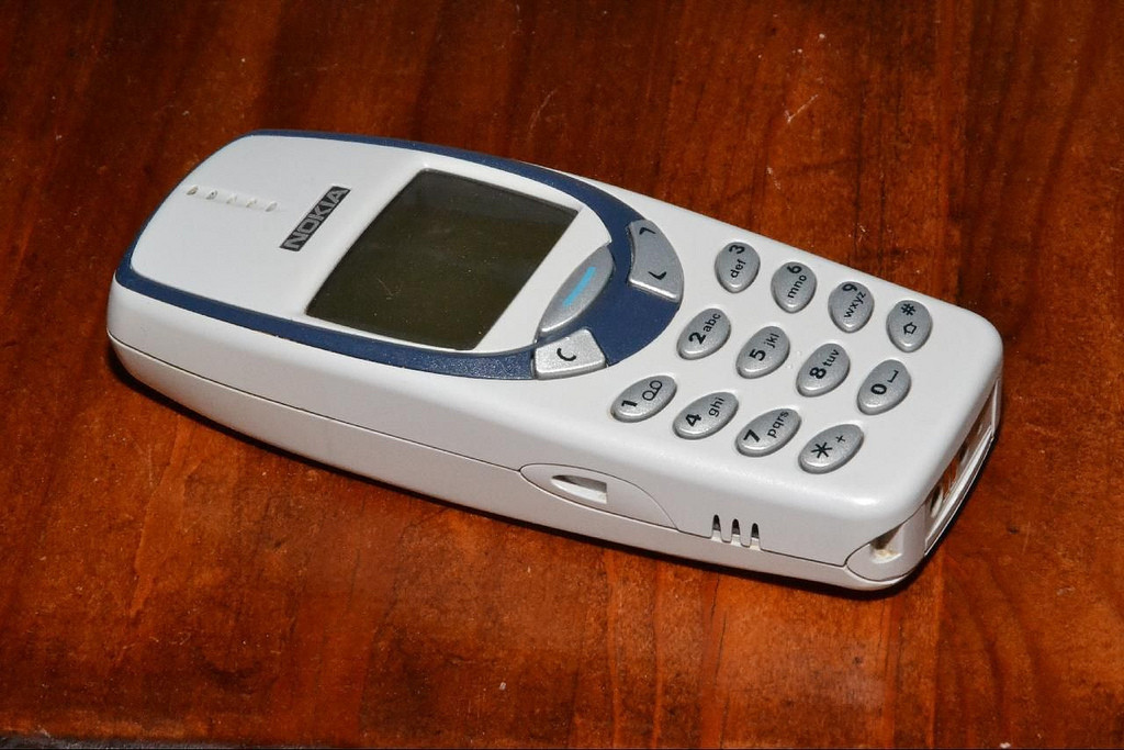 El Nokia 3310 fue uno de los celulares más vendidos, pero no llegó de manera directa a Latinoamérica. 