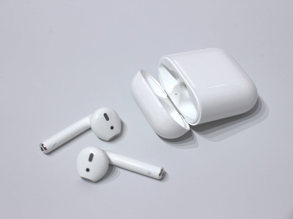 AirPods