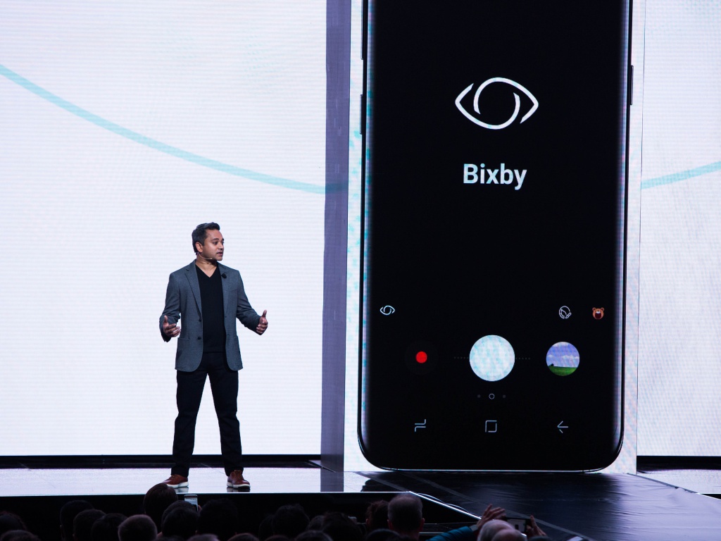 parlante inteligente de Samsung Bixby