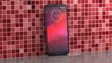 Moto Z3 Moto z4