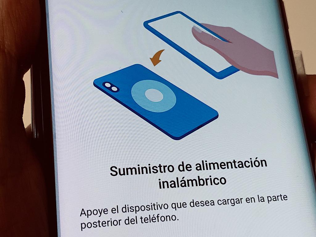 El Mate 20 Pro pone de moda la carga sin cables entre celulares