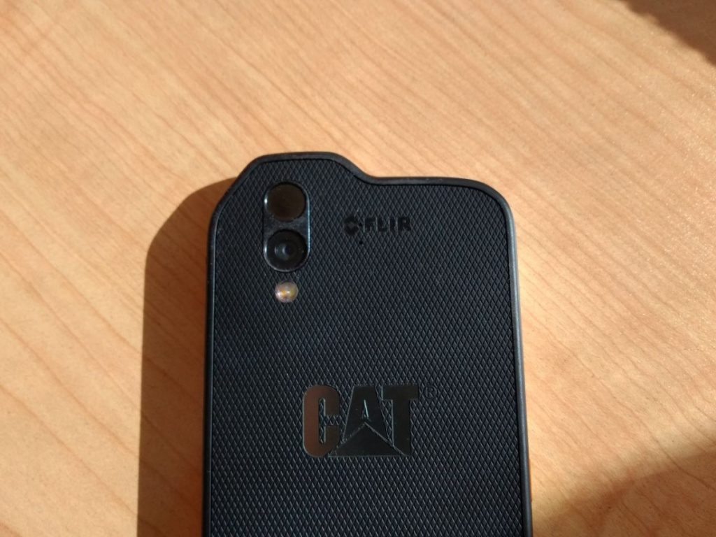 Cat S61 camara