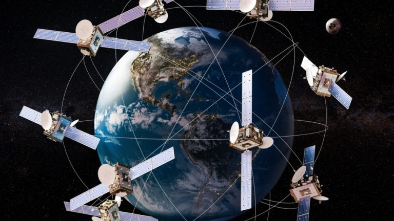 Amazon satelites