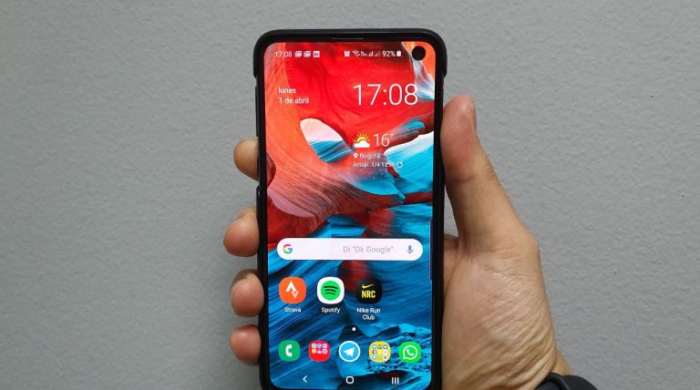 teléfono galaxy 11
