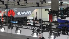 Huawei Intel Qualcomm