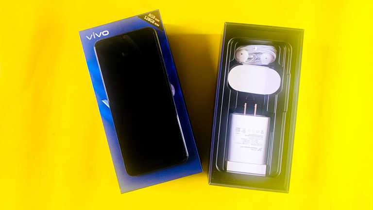 Vivo V20 Unboxing