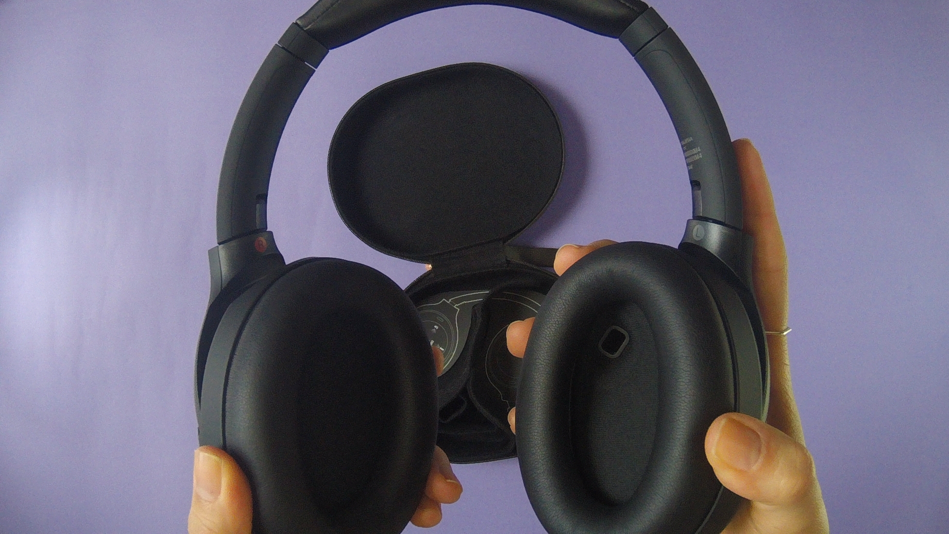 Accessori Originali Sony WH-1000XM4/WH-1000XM3/WH-1000XM2 – Cavo Audio, USB-C, Adattatore Aereo