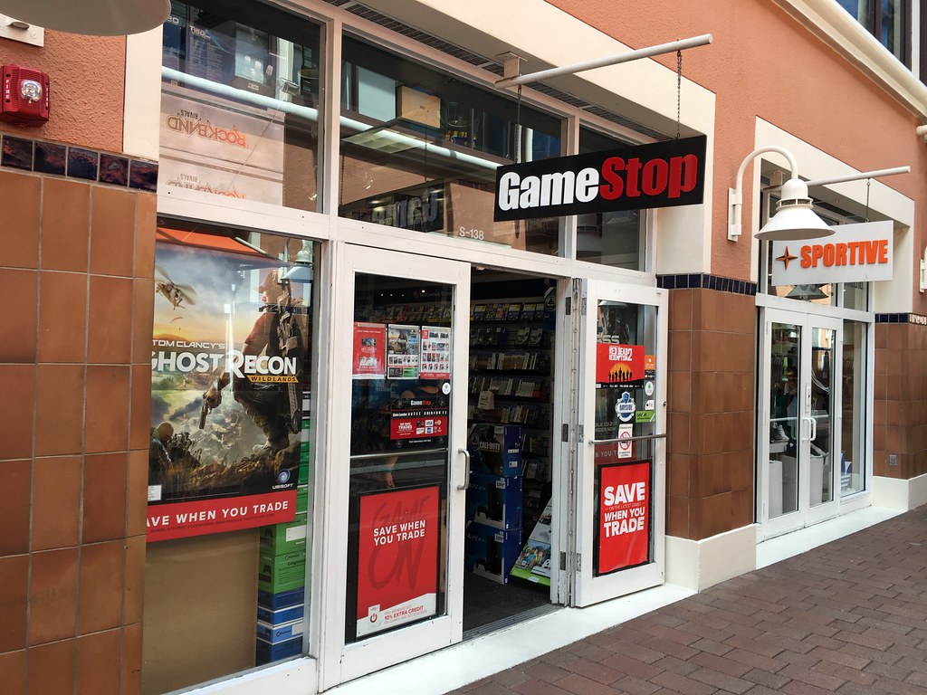 Gamestop ¿El fin de las tiendas físicas de juegos? • ENTER.CO