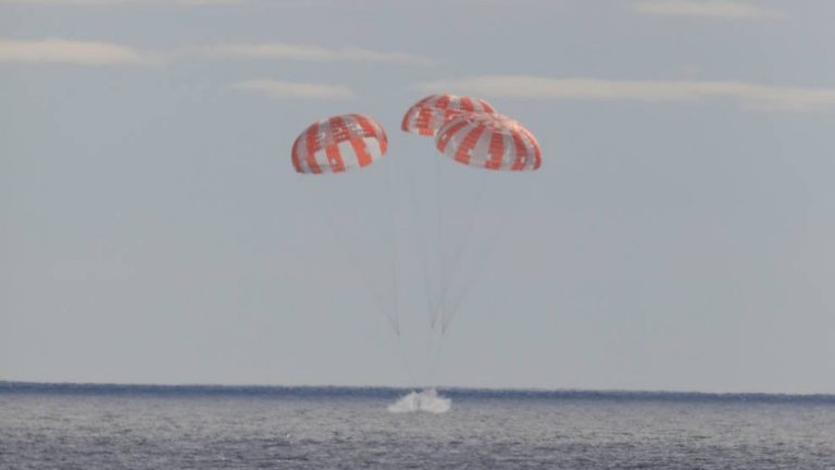 Regreso de Orion a la Tierra