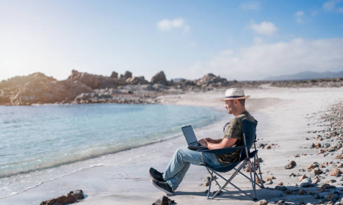 ¿Cómo vivir en España como nómada digital siendo colombiano? Visas y requisitos en 2026