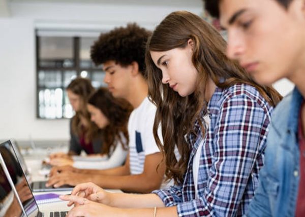 jóvenes tecnología