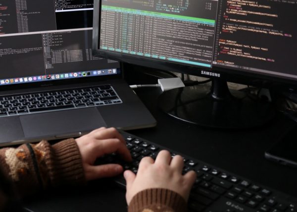 ¿Hay menos empleo en desarrollo en 2023? Para nada y estas son las razones