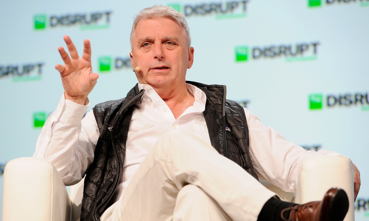 Después del fiasco John Riccitiello, CEO presidente de Unity, saldrá de la compañía