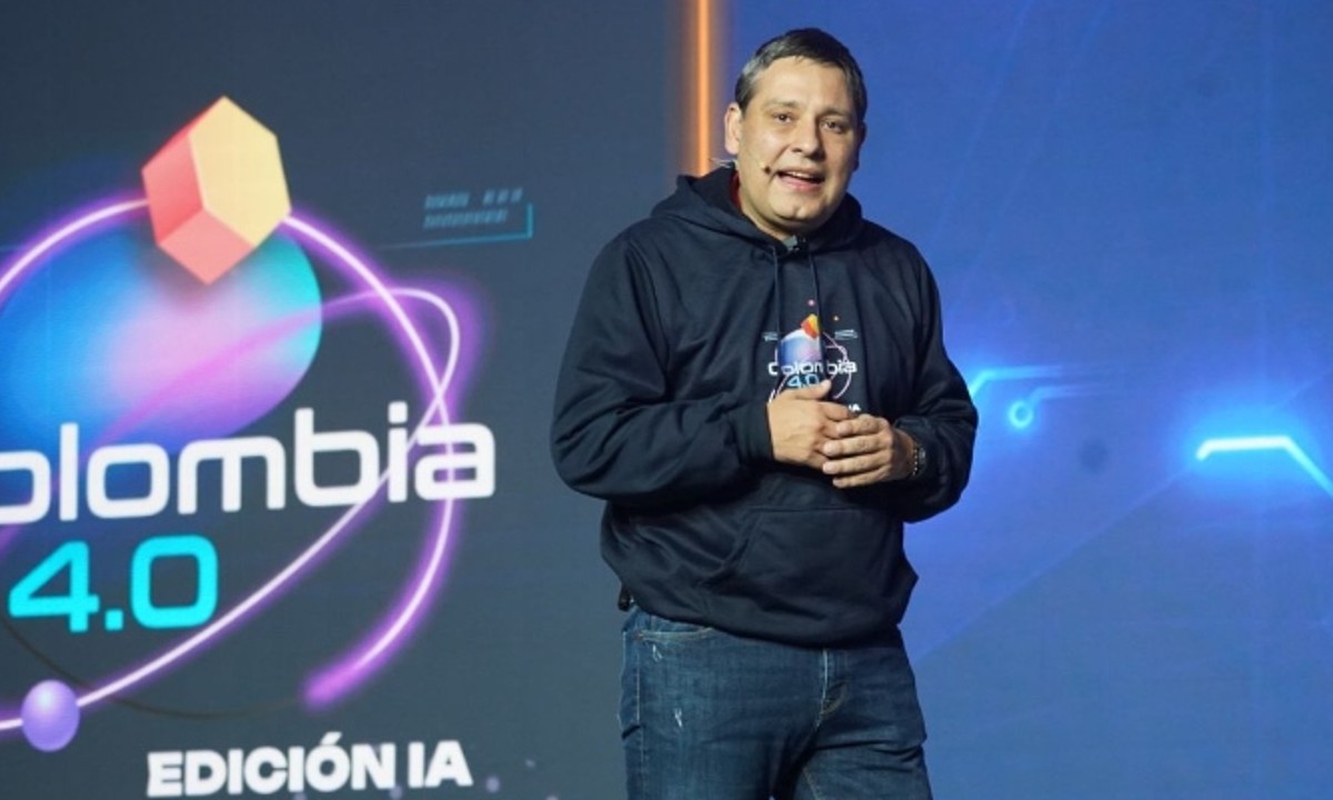 Mauricio Lizcano renuncia al Ministerio TIC, a esto se dedicará ¿Quién será el nuevo ministro?