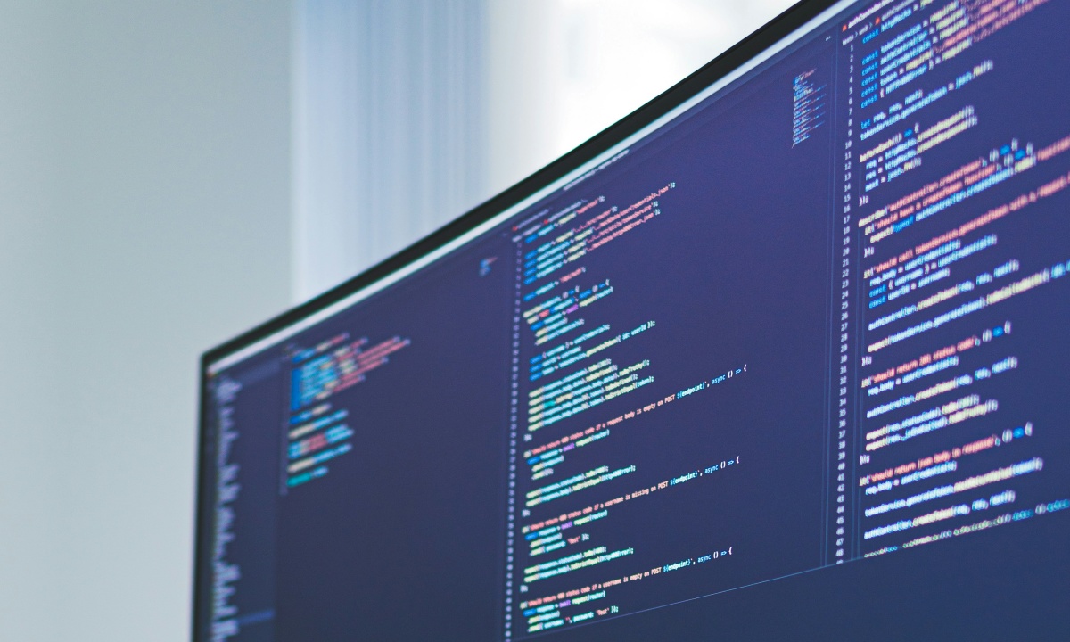  Cómo Blindarse Contra los 6 Riesgos Críticos del Código abierto  